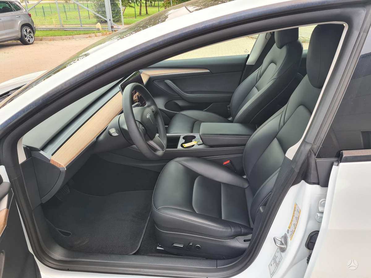 Tesla Model 3, 81 кВт·ч, Хэтчбек