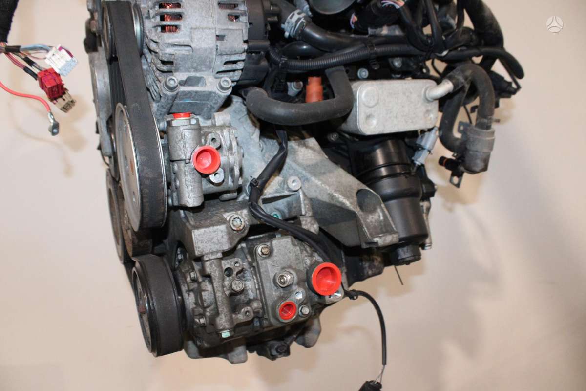 Audi A4, BWE, variklis