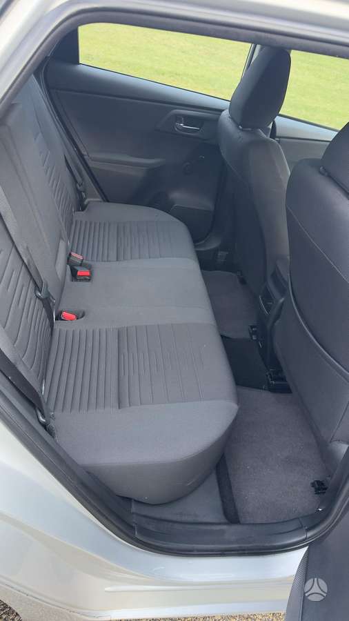Toyota Auris, 1.4 l., Хэтчбек