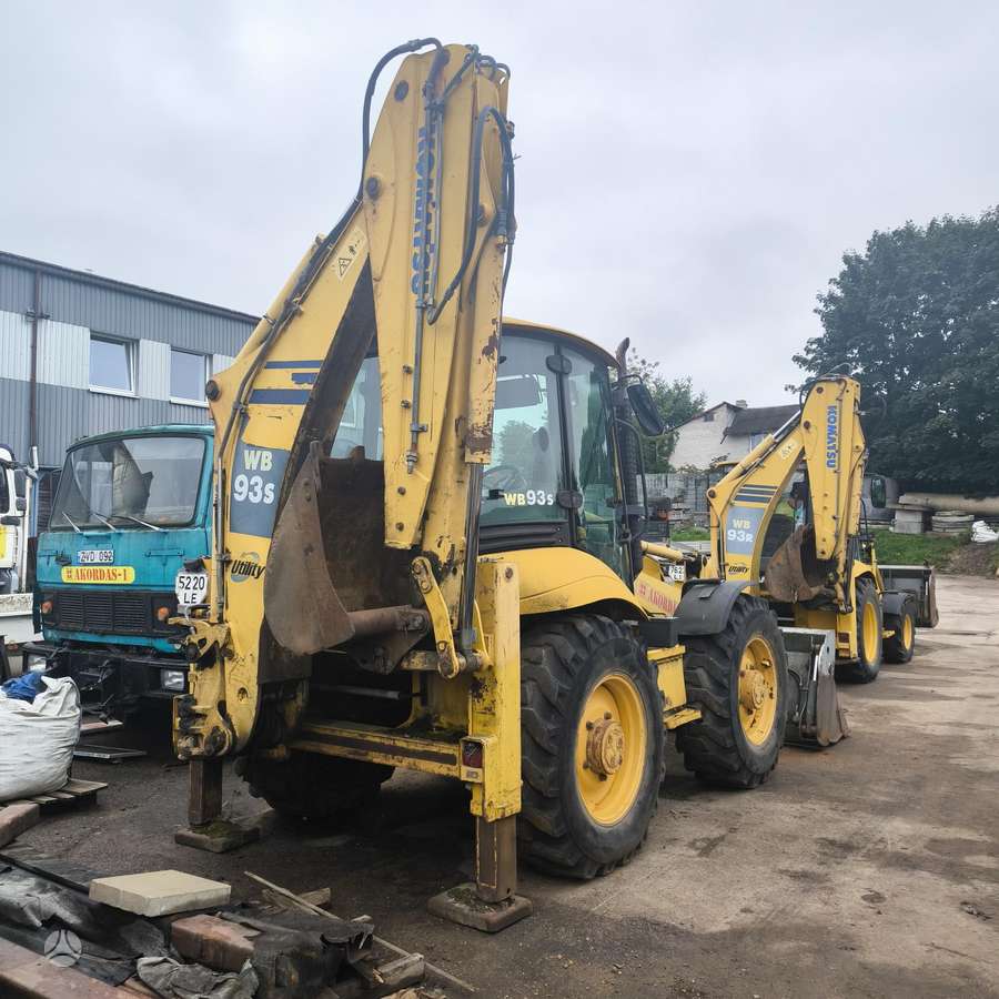 Komatsu WB93, excavator loader