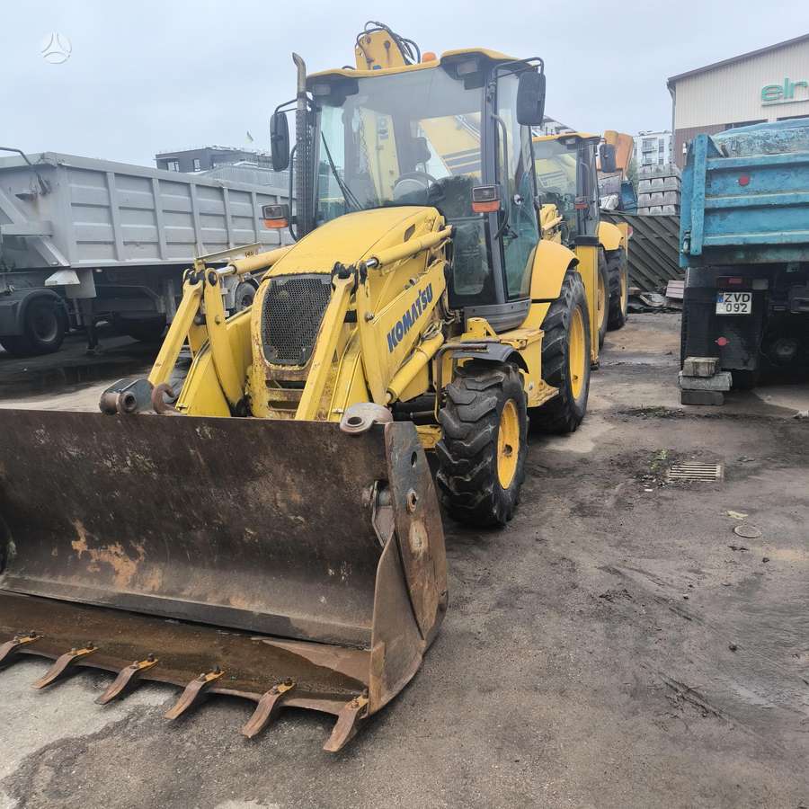Komatsu WB93, excavator loader