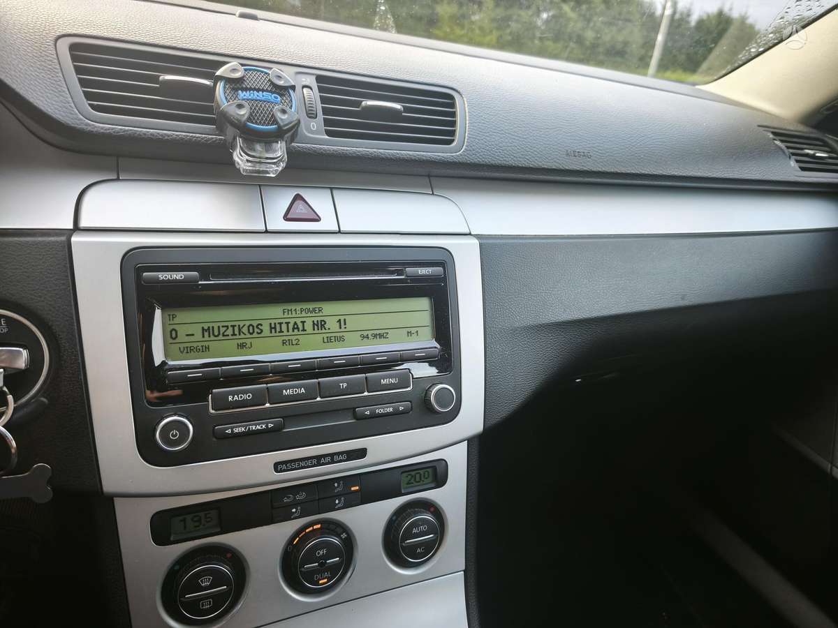Volkswagen Passat, 2.0 l., Универсал