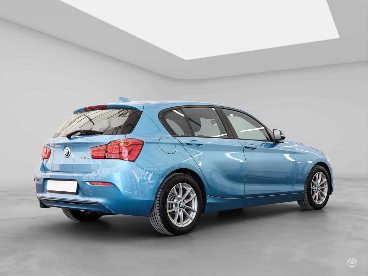 BMW 116, 1.5 l., hatchback