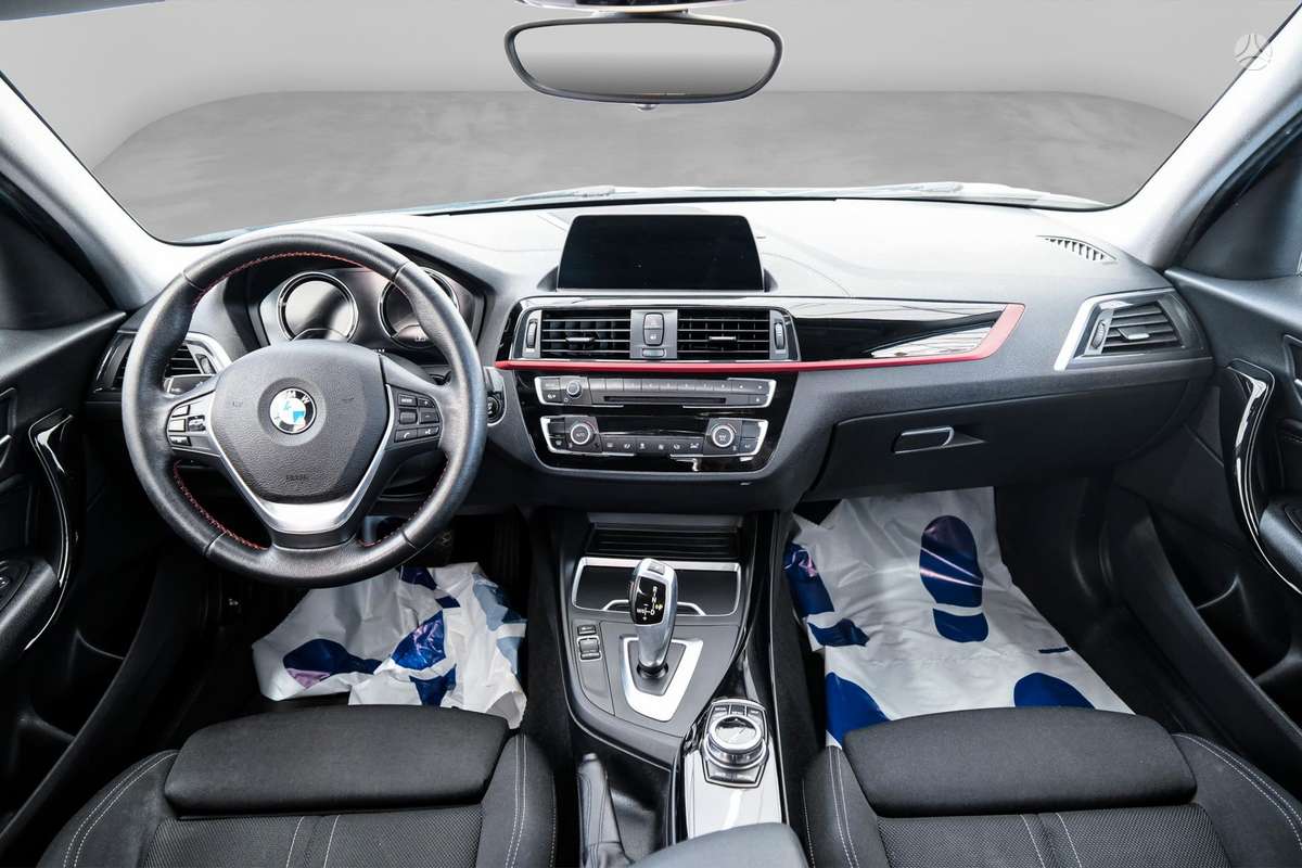 BMW 116, 1.5 l., Хэтчбек