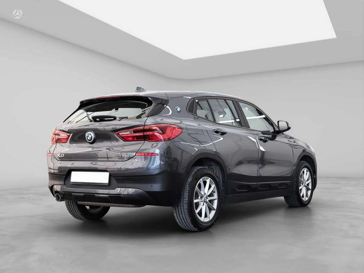 BMW X2, 1.5 l., off-road / crossover