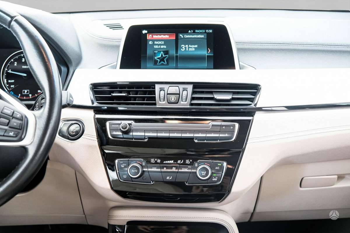 BMW X2, 1.5 l., Внедорожник / Кроссовер
