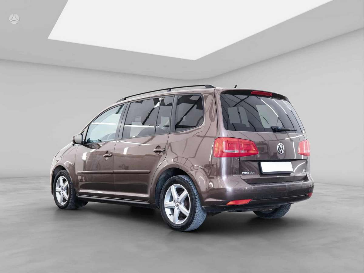 Volkswagen Touran - 2