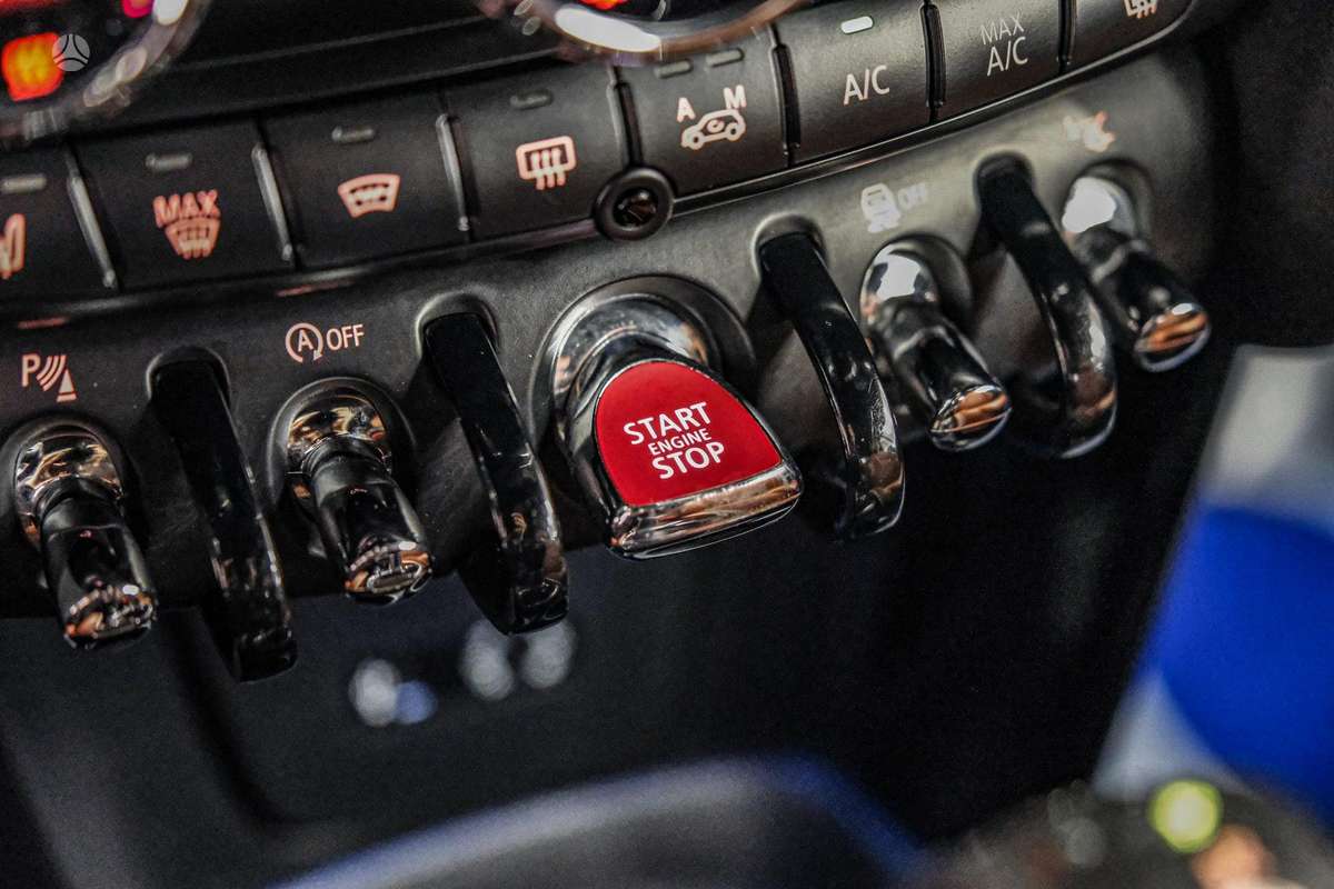 Mini Cooper S, 1.6 l., coupe