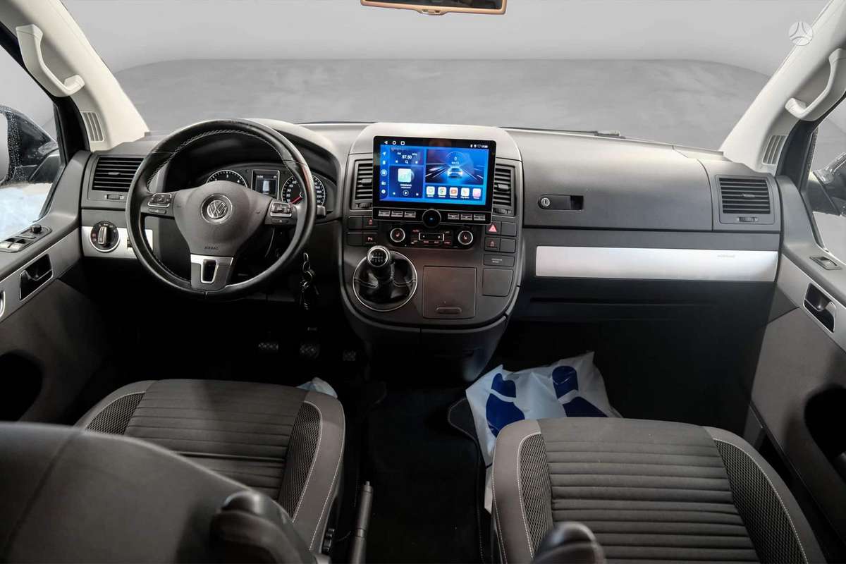 Volkswagen Multivan, 2.0 l., Минивэн