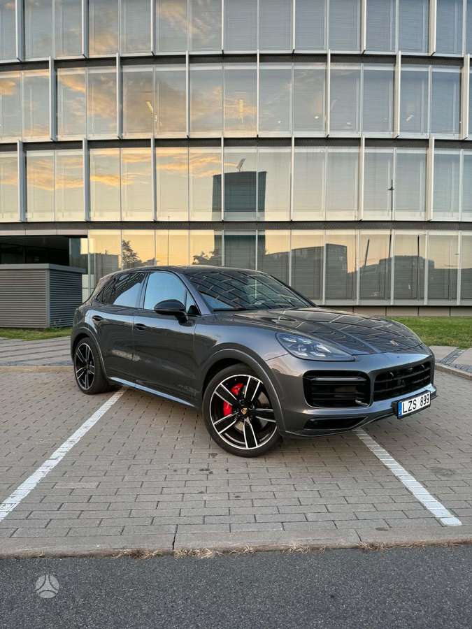 Porsche Cayenne - 3