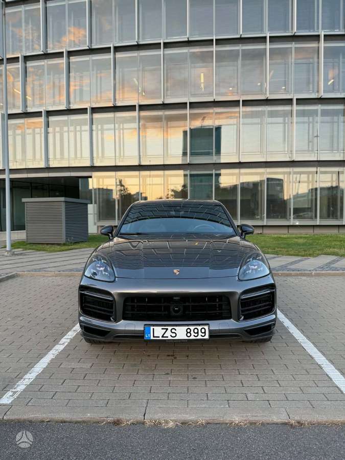 Porsche Cayenne - 7