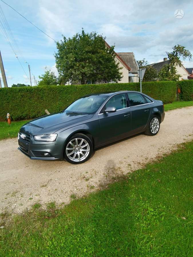 Audi A4, 2.0 l., sedanas