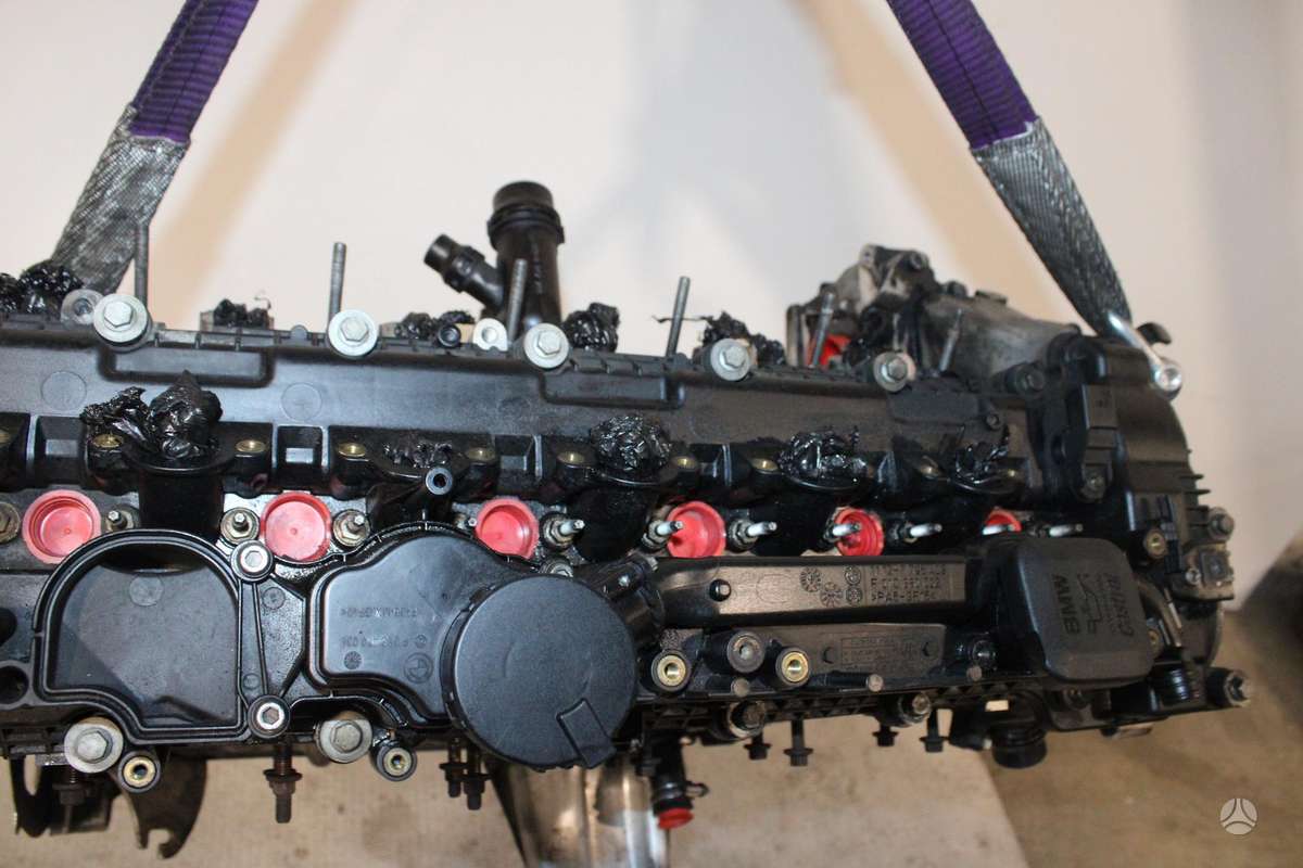 BMW 535, 306D5, engine