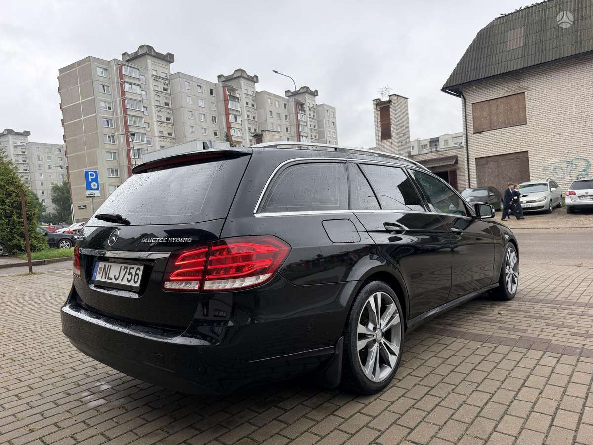Mercedes-Benz E300, 2.1 l., Универсал