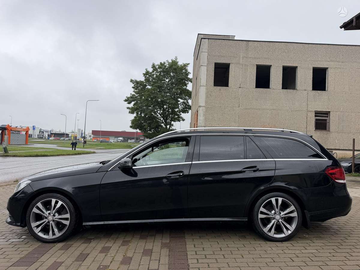 Mercedes-Benz E300, 2.1 l., Универсал