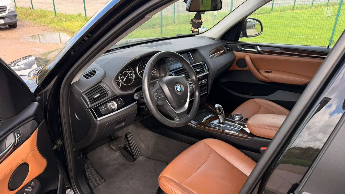 BMW X3, 2.0 l., off-road / crossover