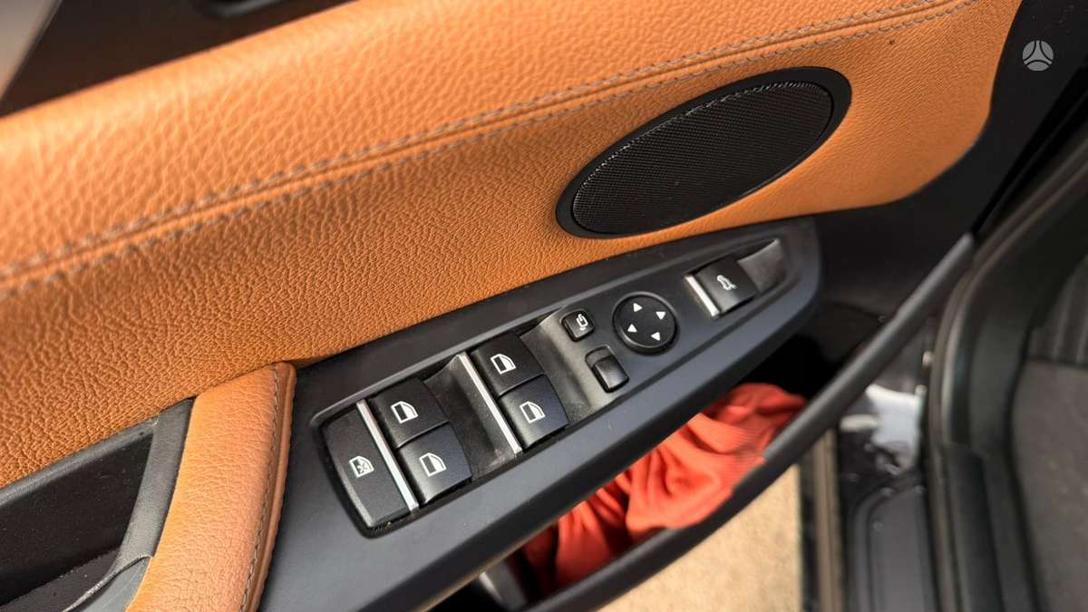 BMW X3, 2.0 l., Внедорожник / Кроссовер