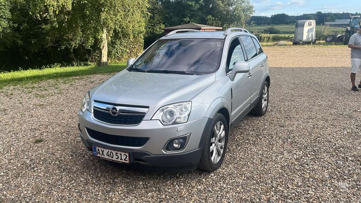 Opel Antara, 2.2 l., Внедорожник / Кроссовер
