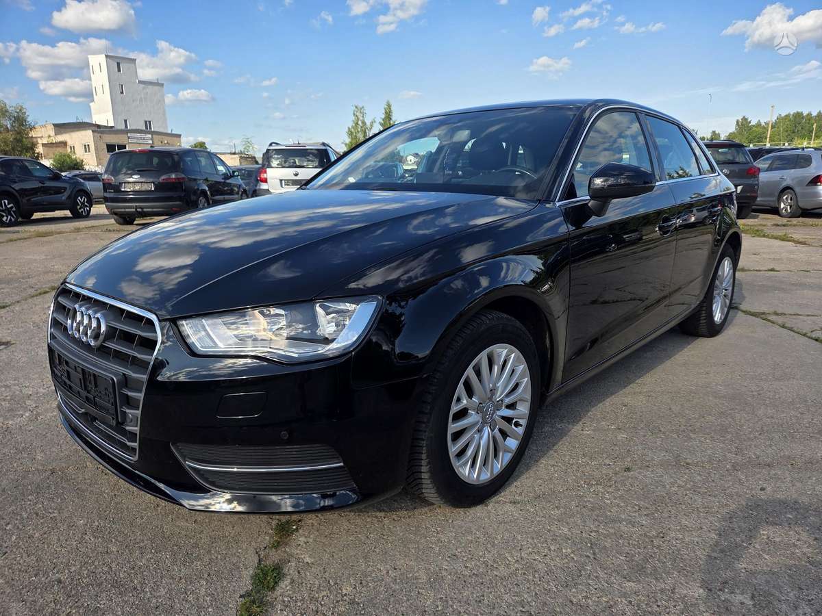 Audi A3, 1.6 l., Хэтчбек