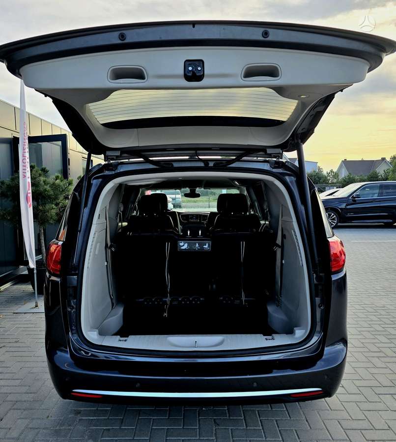 Chrysler Pacifica, 3.6 l., Минивэн