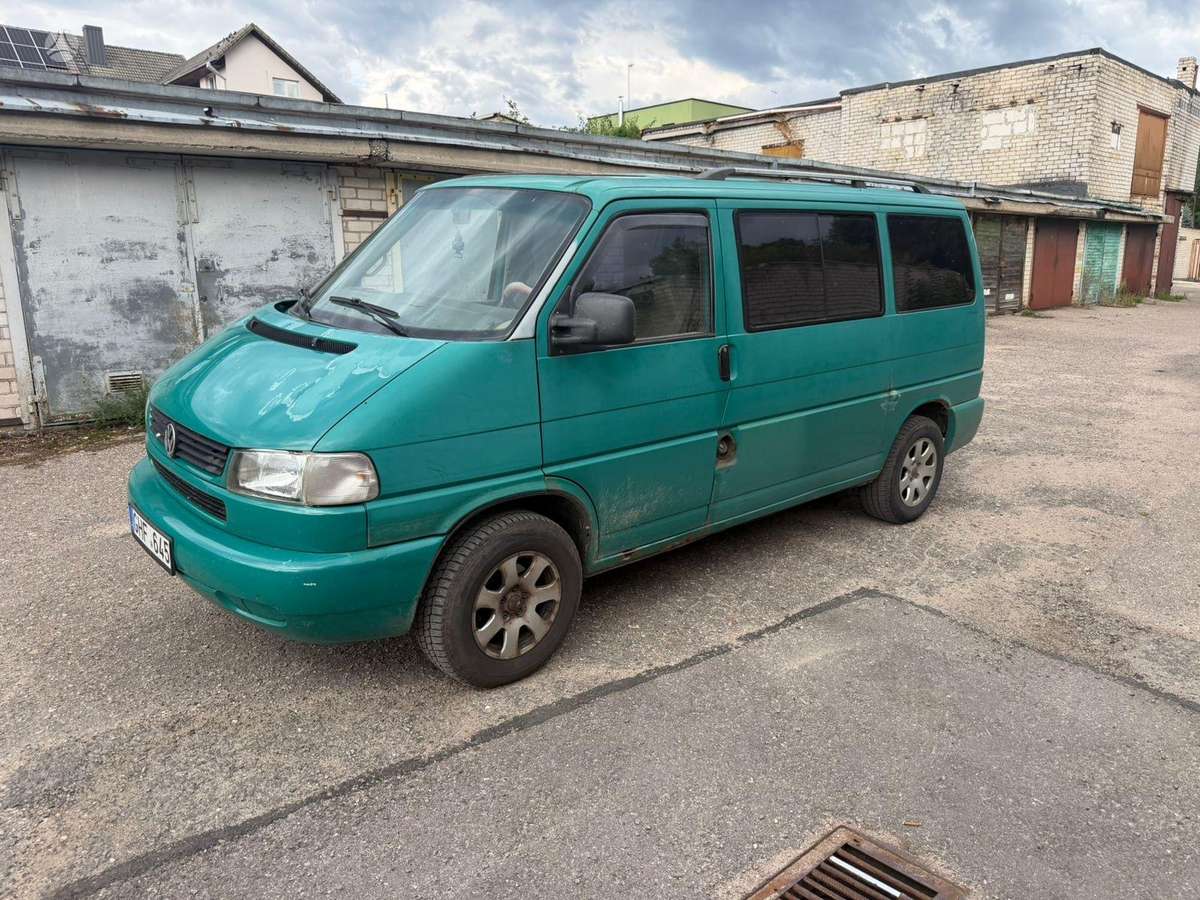 Volkswagen Multivan - 3