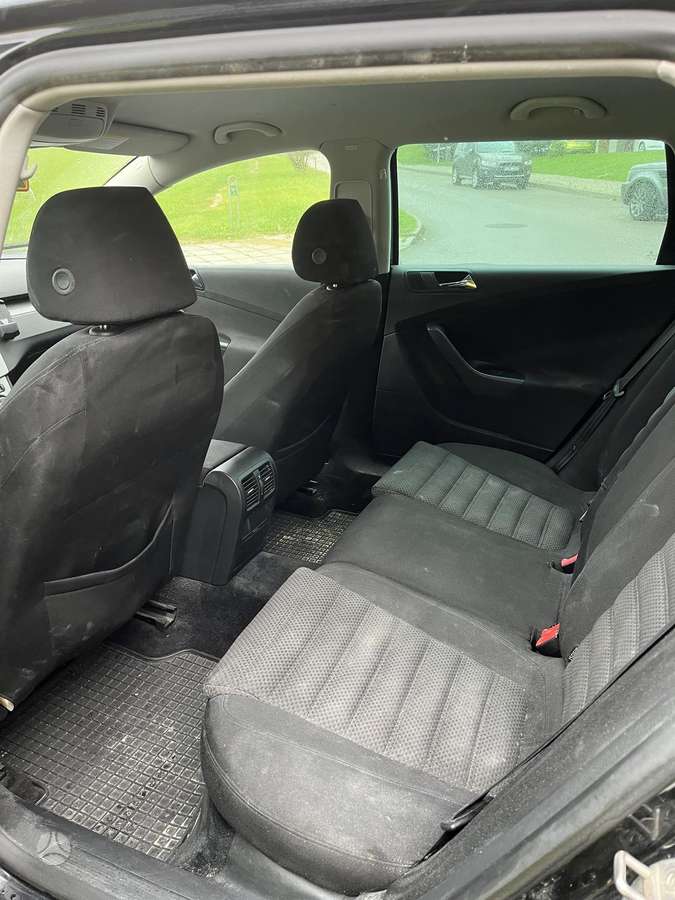 Volkswagen Passat - 6