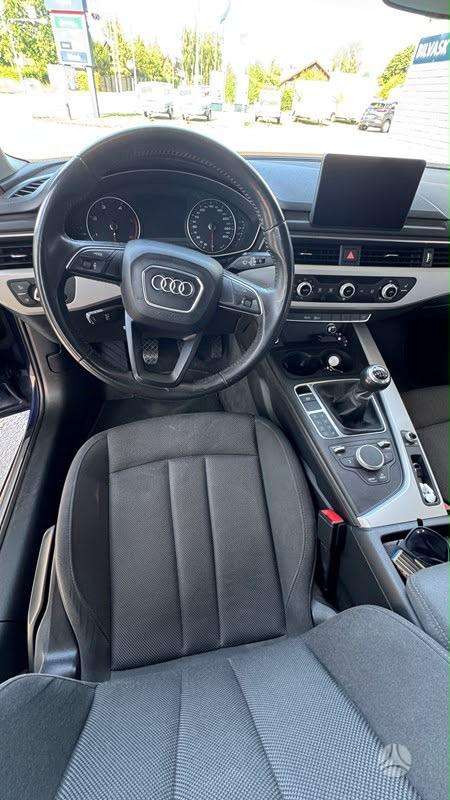 Audi A4, 2.0 l., Седан