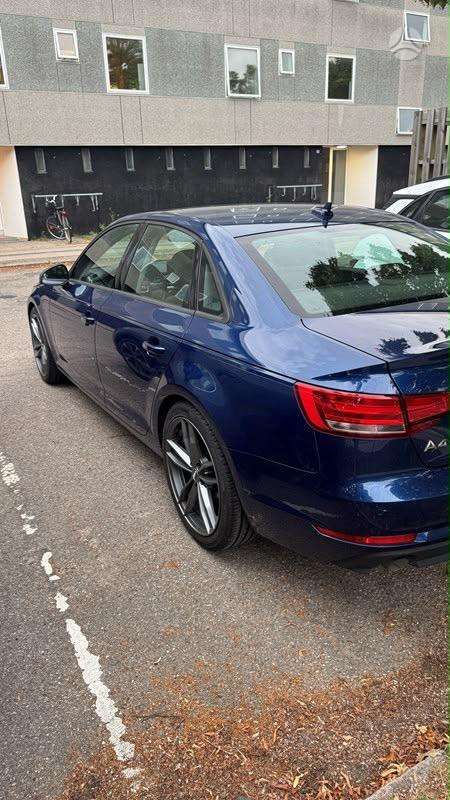 Audi A4, 2.0 l., Седан