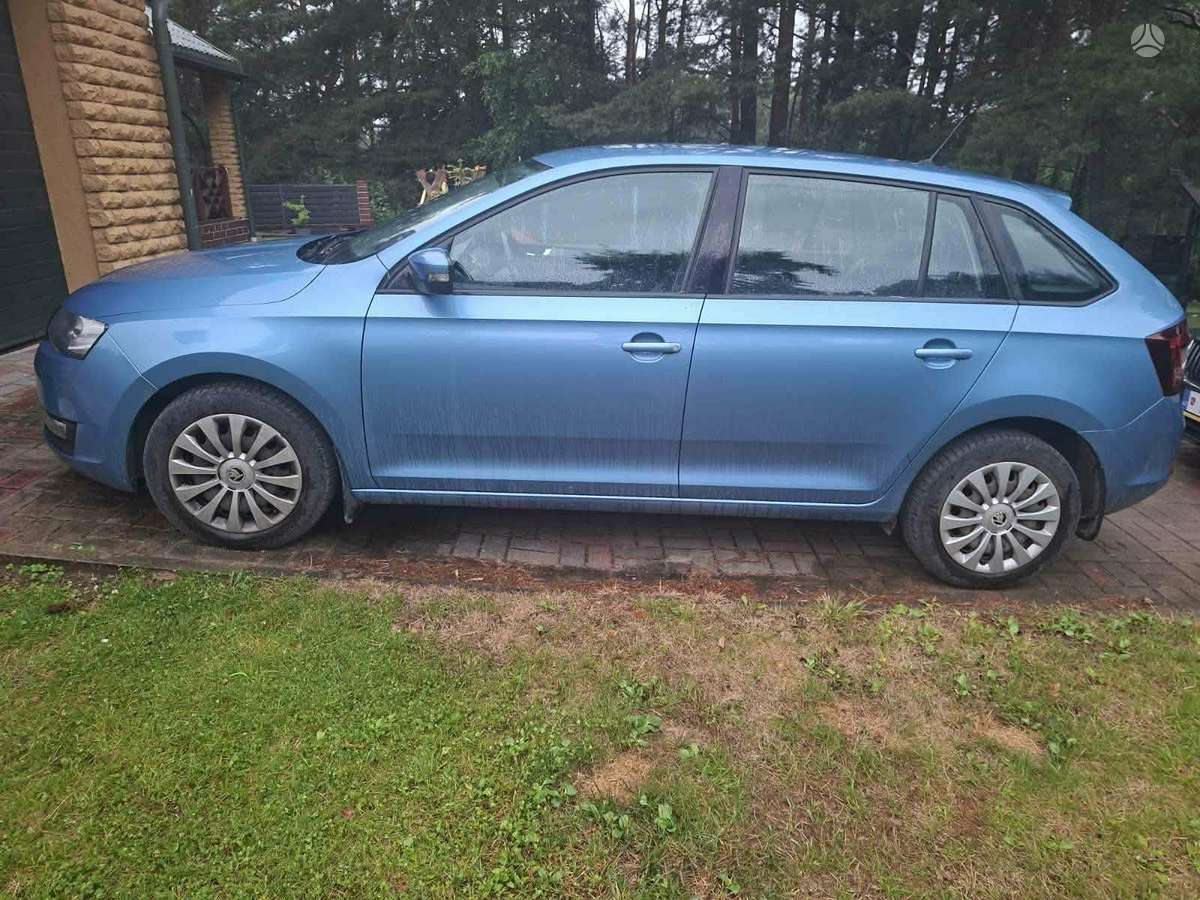 Skoda Rapid, 1.0 l., Хэтчбек