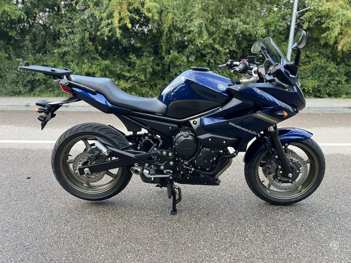 Yamaha XJ6 600cc, street / classic
