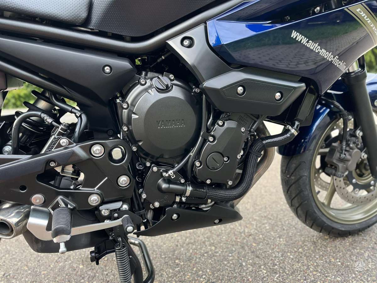 Yamaha XJ6 600cc, street / classic