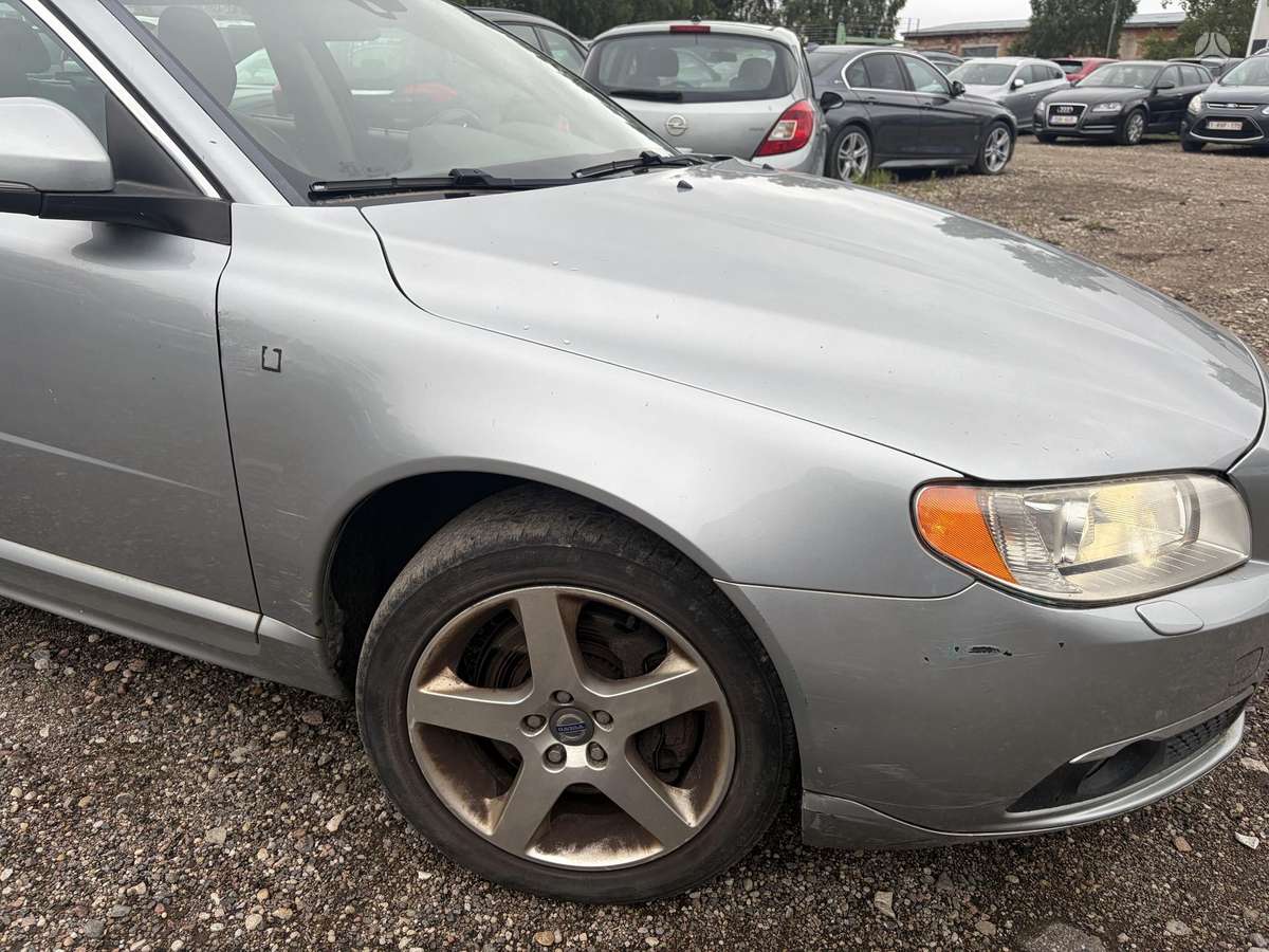 Volvo V70, 2.0 l., Универсал