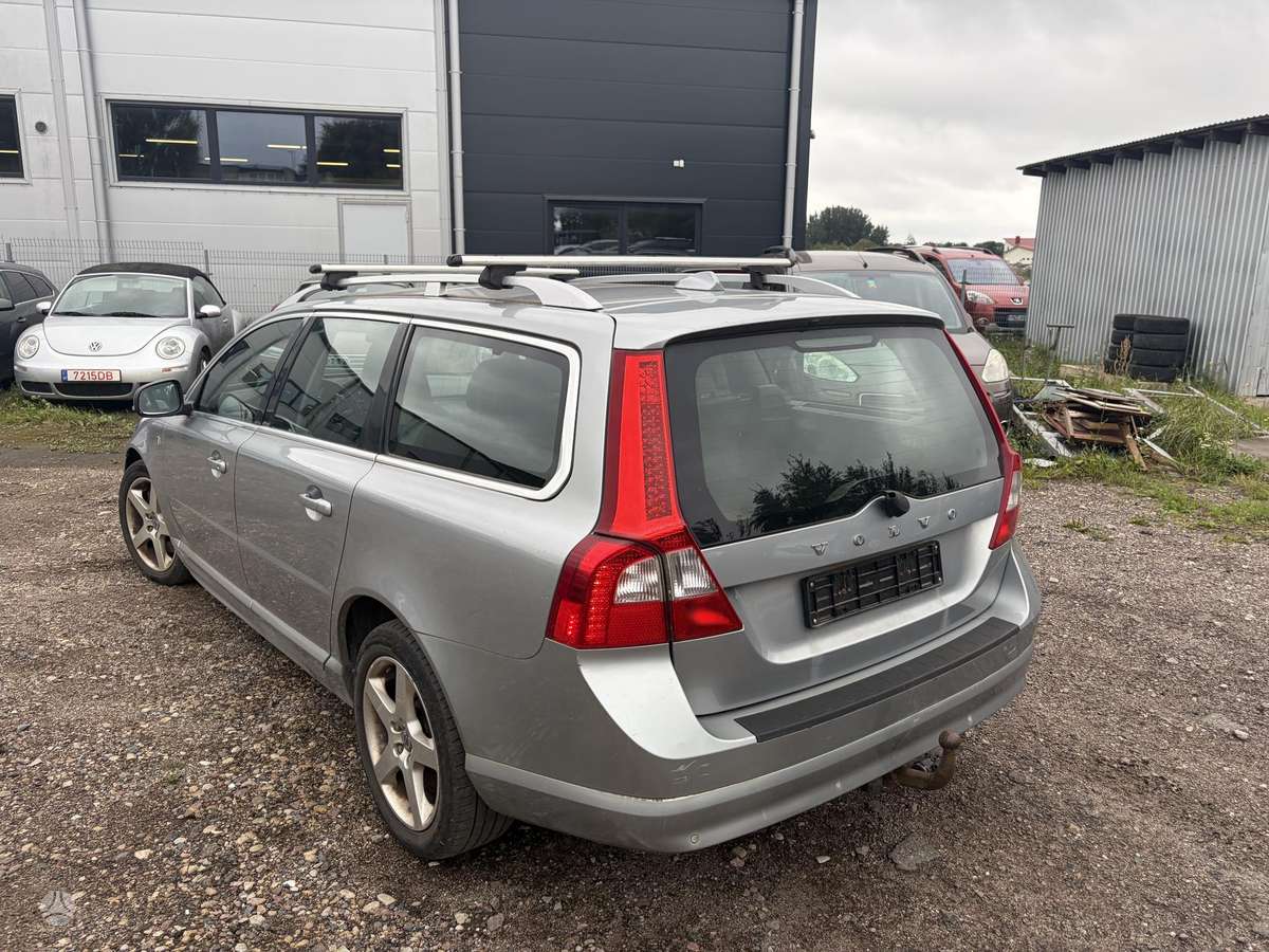 Volvo V70, 2.0 l., Универсал