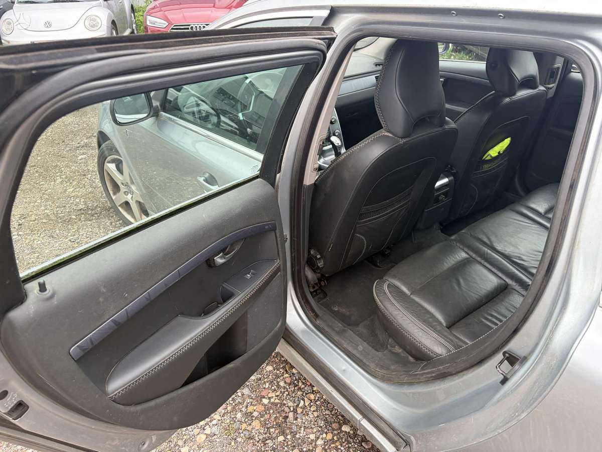 Volvo V70, 2.0 l., Универсал