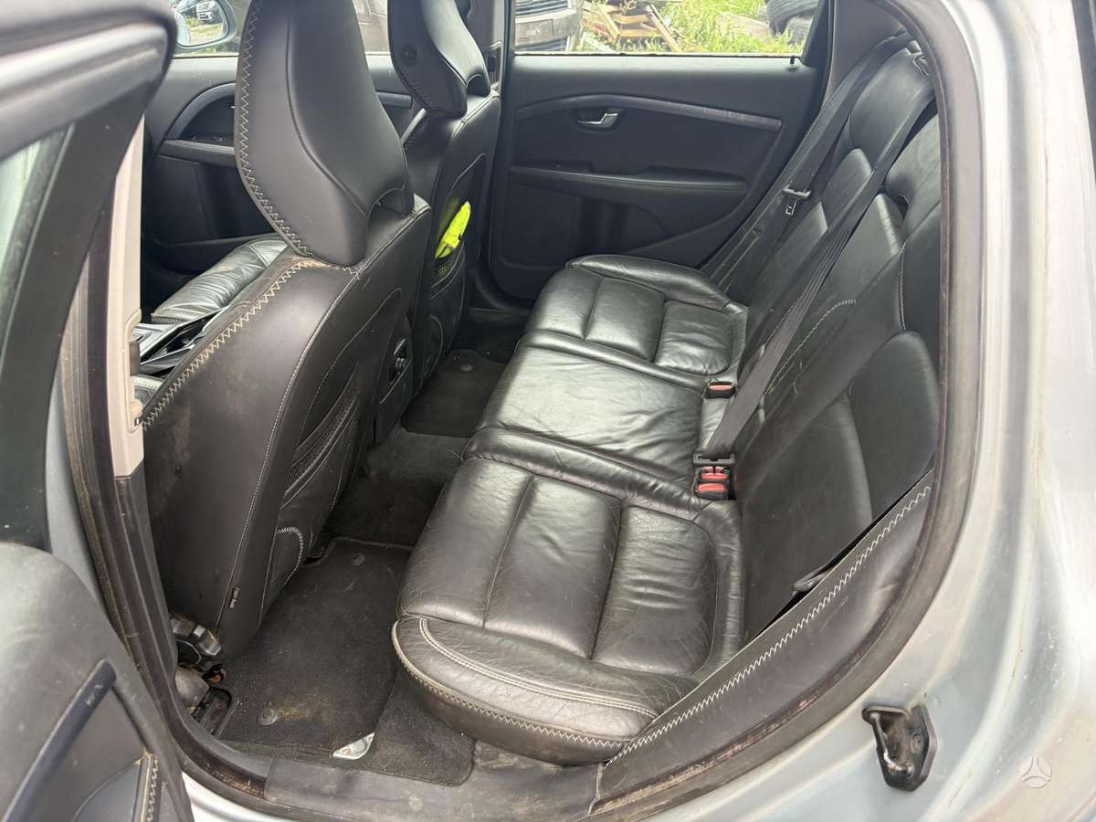 Volvo V70, 2.0 l., Универсал