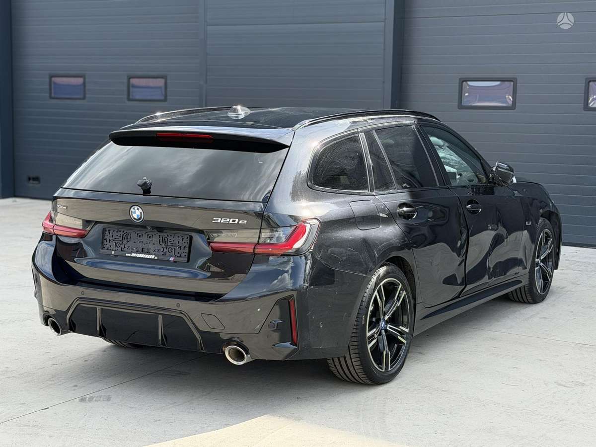 BMW 320, 2.0 l., Универсал
