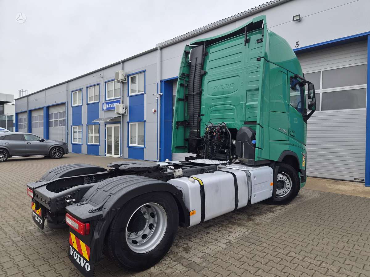 Volvo FH 460, double sleeper
