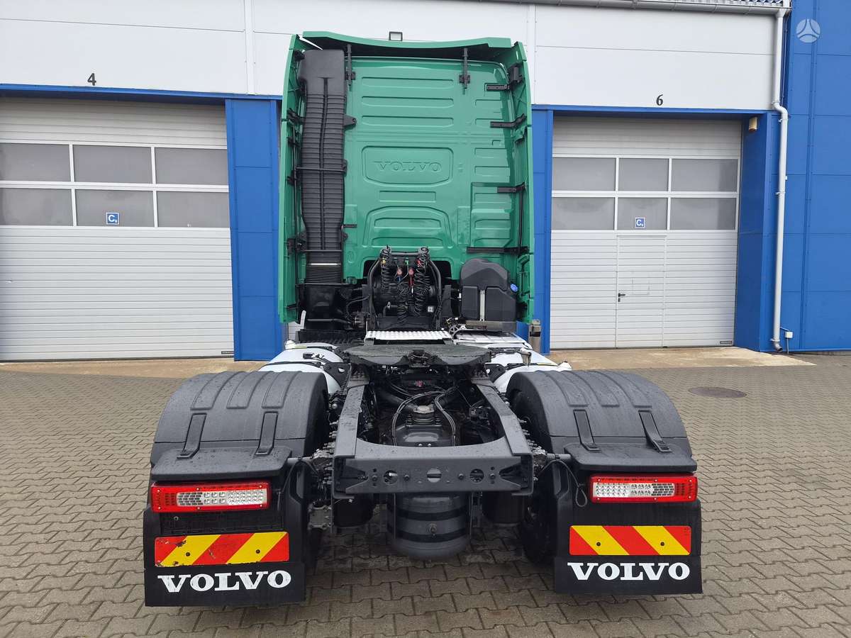 Volvo FH 460, double sleeper