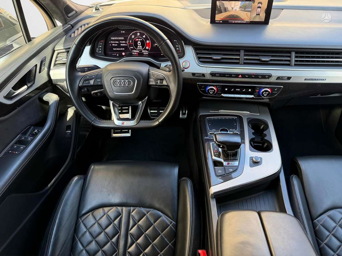 Audi SQ7, 4.0 l., off-road / crossover
