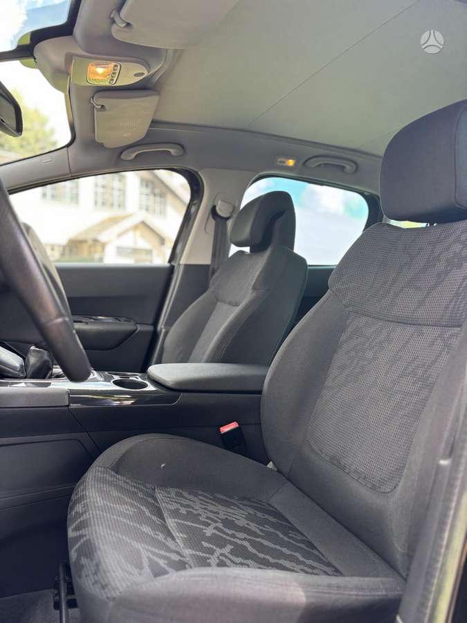 Peugeot 3008 - 8