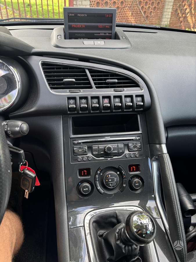 Peugeot 3008 - 9