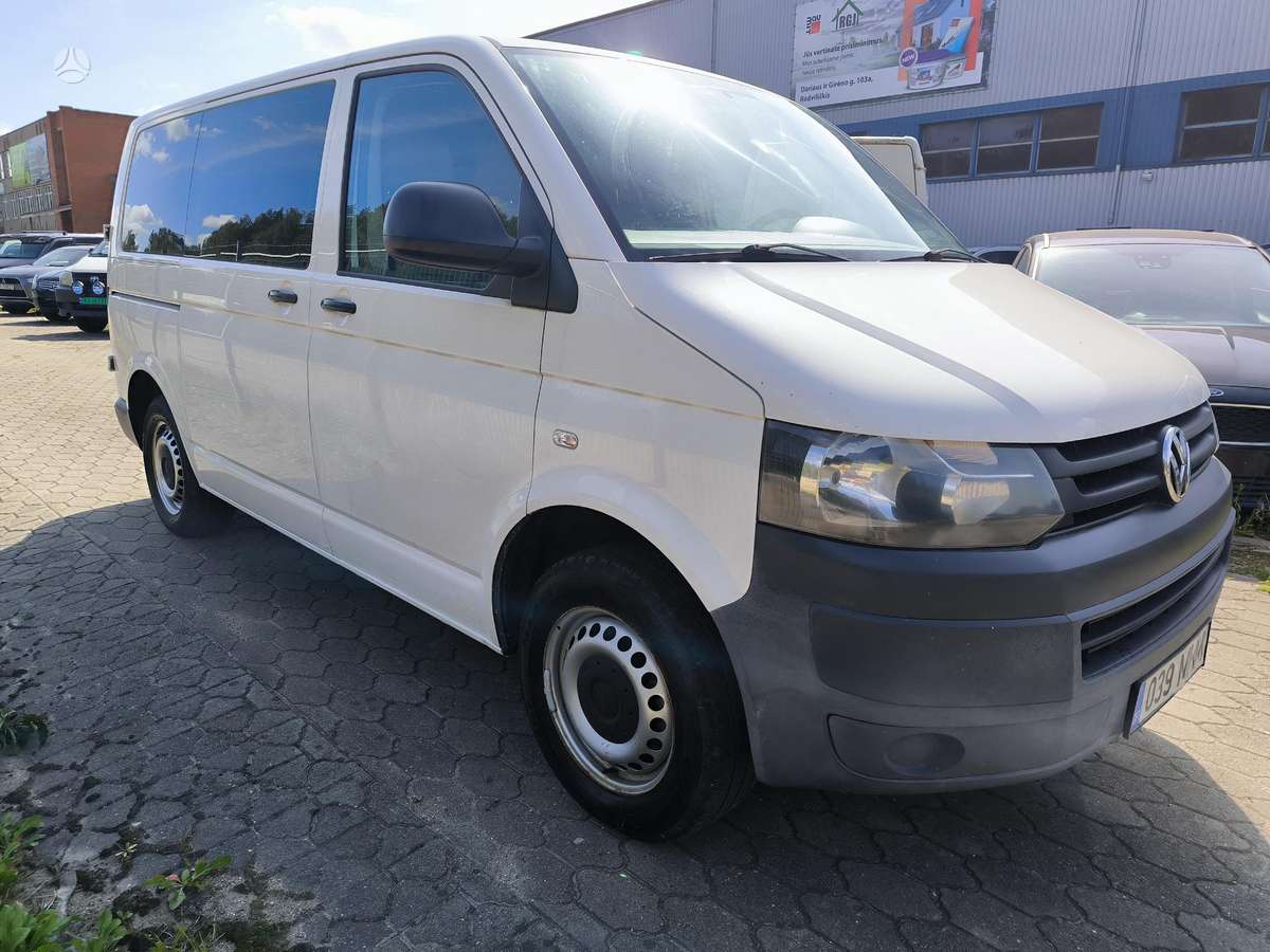 Volkswagen Transporter - 2