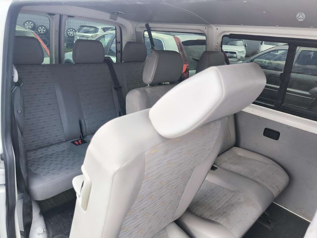 Volkswagen Transporter - 7