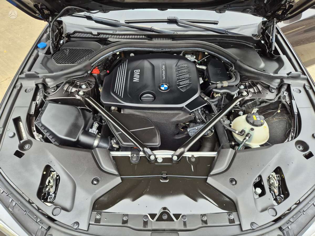 BMW 520, 2.0 l., Универсал