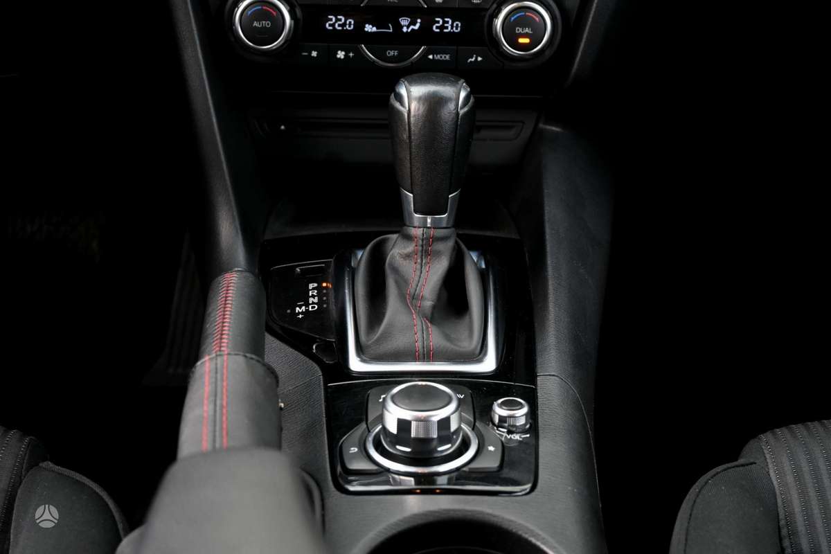 Mazda 3, 2.2 l., hečbekas