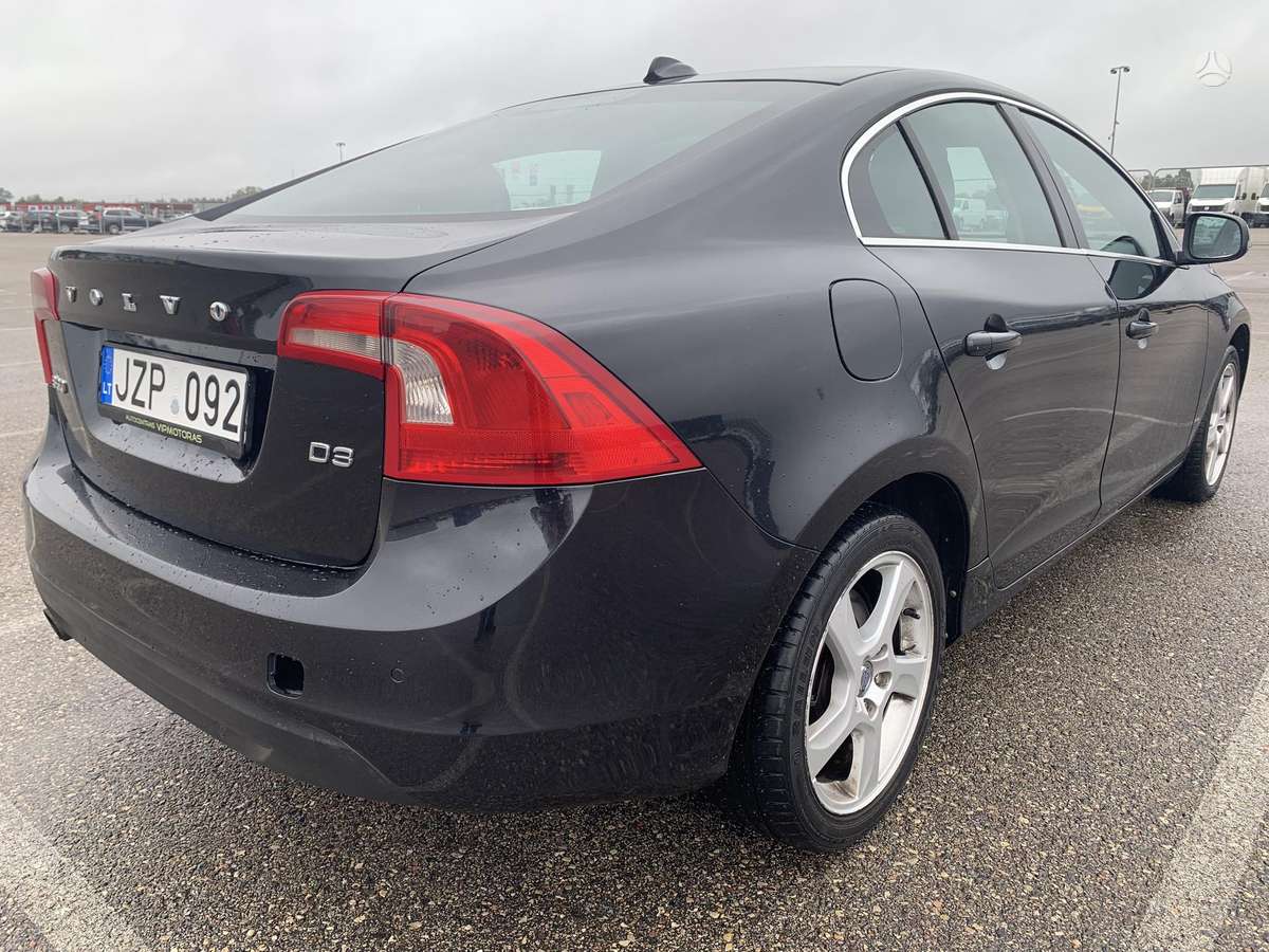 Volvo S60, 2.0 l., Седан