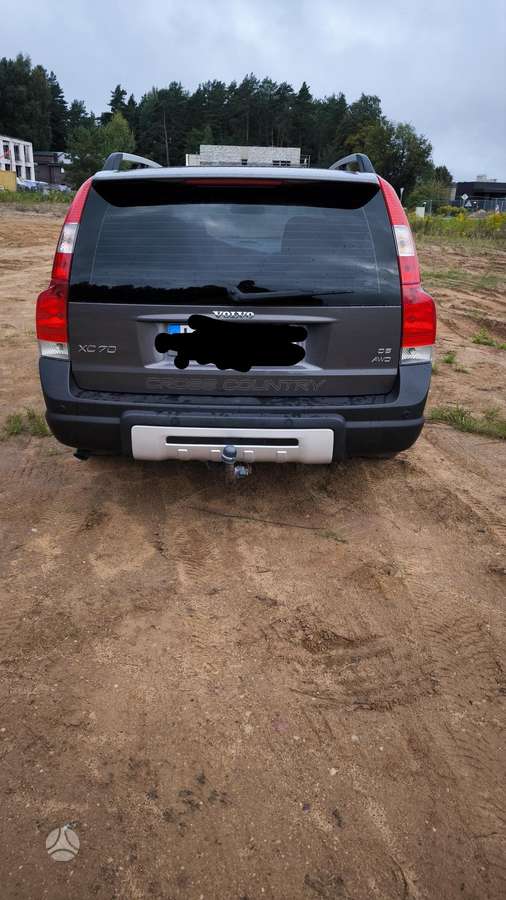 Volvo XC70, 2.4 l., wagon