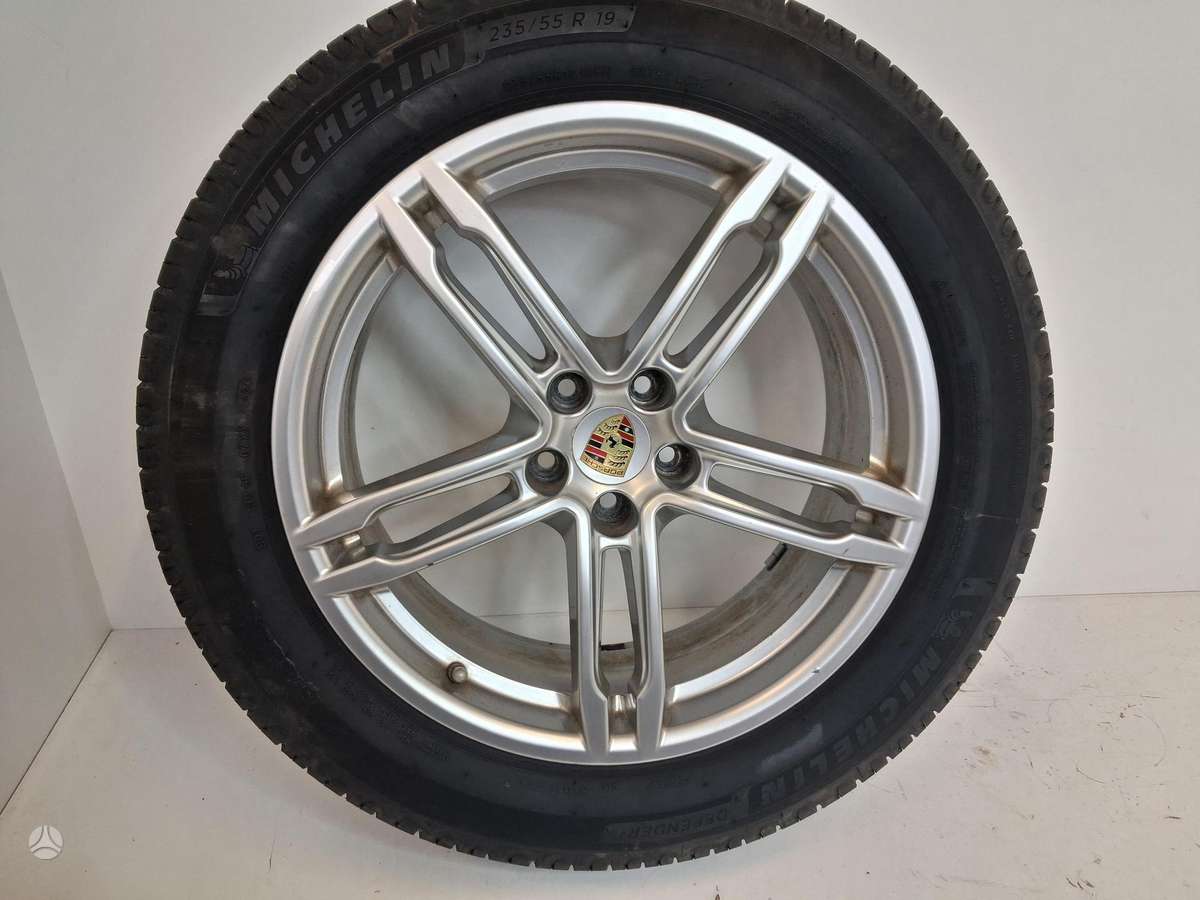 Porsche, light alloy, R19