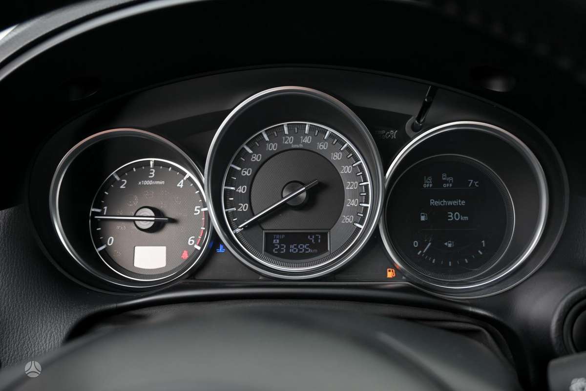 Mazda CX-5, 2.2 l., Внедорожник / Кроссовер