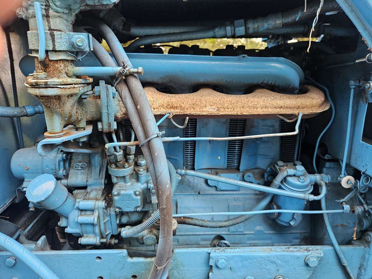 E 40 T 40, tractors